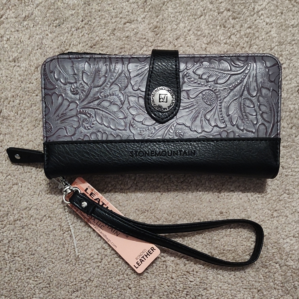 Stone Mountain Bonded Leather Wristlet Wallet